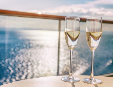 Day Charter Skyline Puesta de sol con cava o champagne